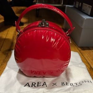 Area x Bertoni mini Regina red bag